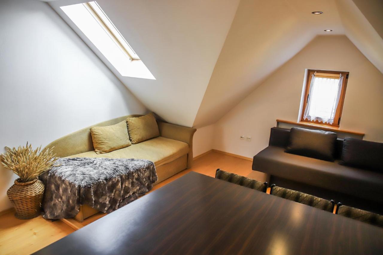 Lovely Apartment In City Center Of Jelenia Gora. מראה חיצוני תמונה