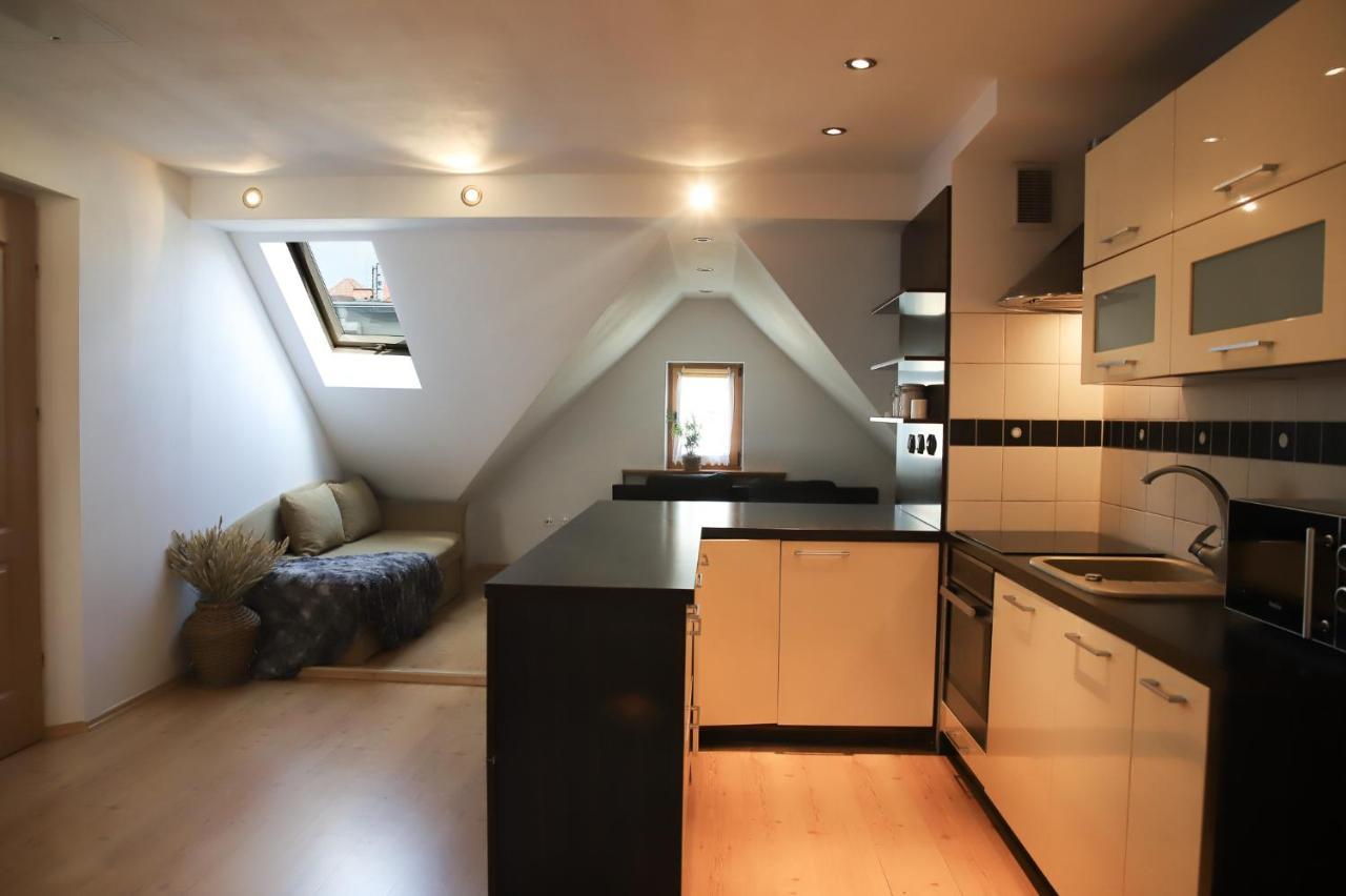 Lovely Apartment In City Center Of Jelenia Gora. מראה חיצוני תמונה