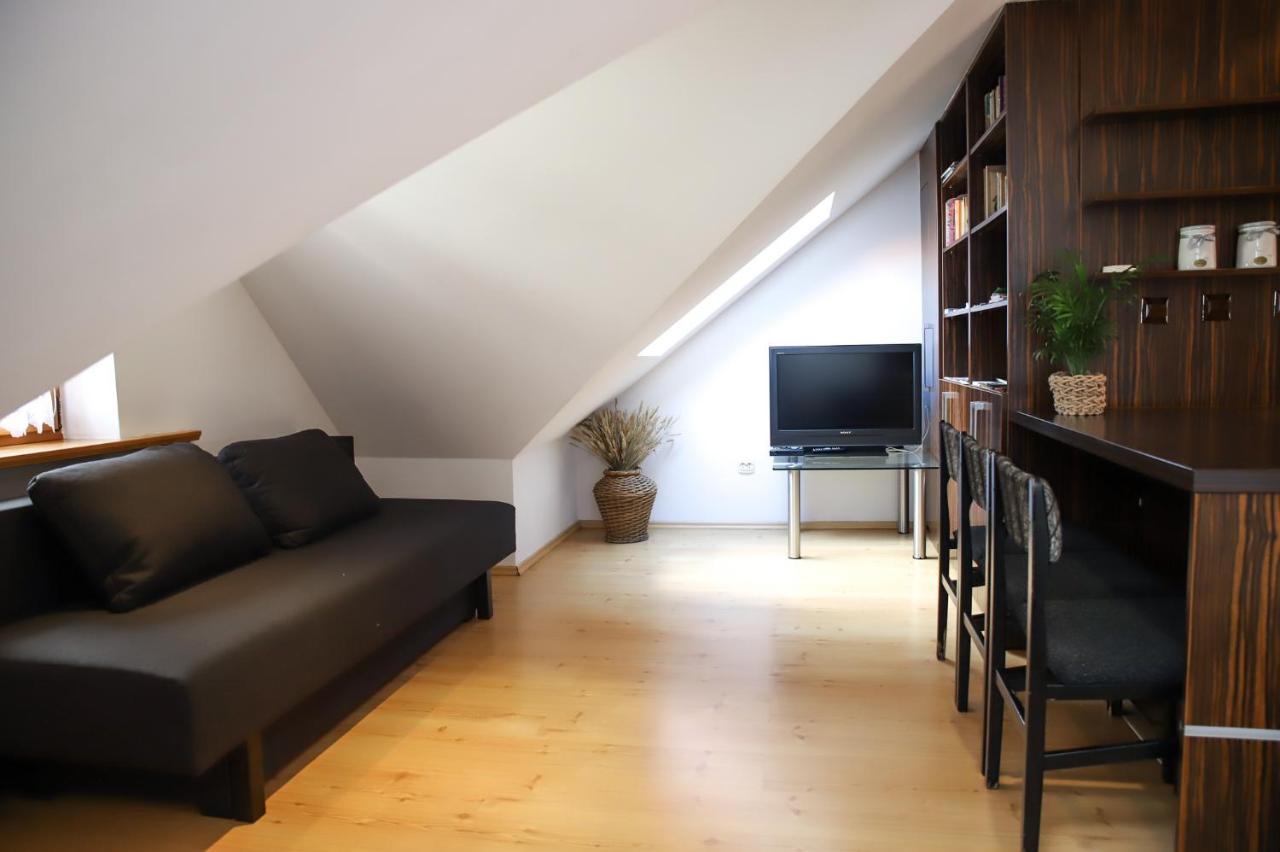 Lovely Apartment In City Center Of Jelenia Gora. מראה חיצוני תמונה